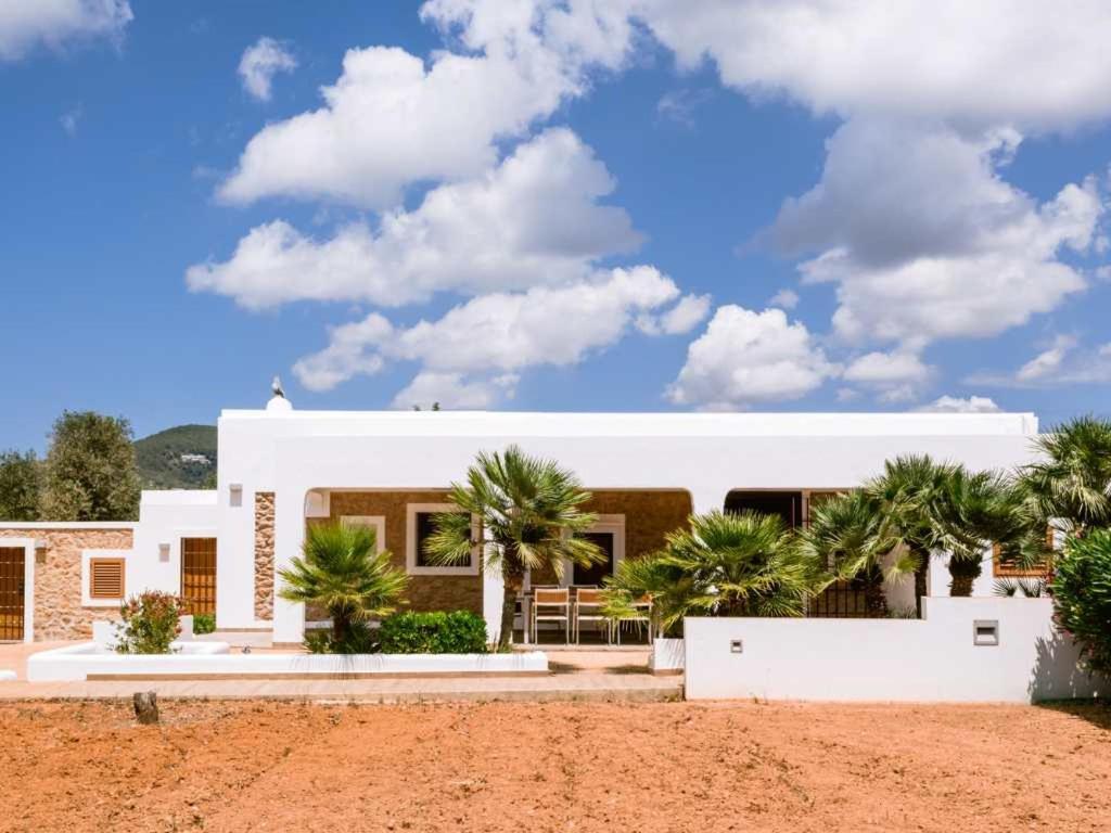 Can Pep Luis Can Pep Mortera Is Located In The Beautiful Countryside Near To Playa Den Bossa Sant Jordi de ses Salines 外观 照片