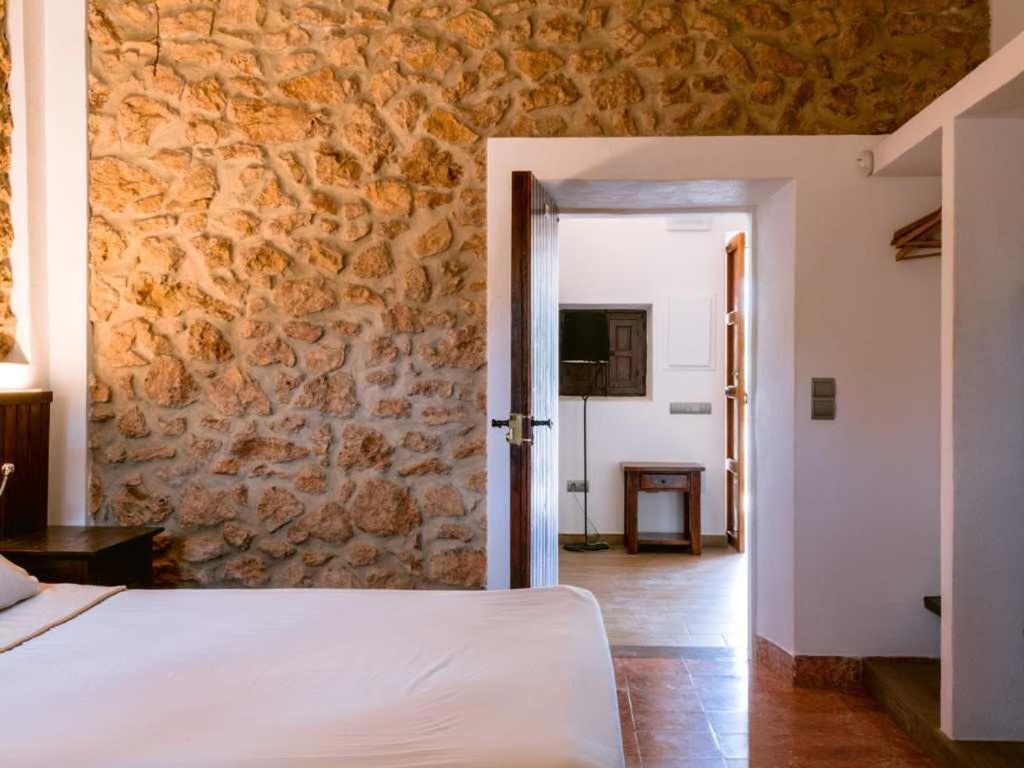 Can Pep Luis Can Pep Mortera Is Located In The Beautiful Countryside Near To Playa Den Bossa Sant Jordi de ses Salines 外观 照片